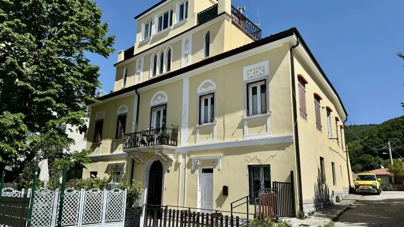 Renovated two-bedroom, Via Gorizia 36, Trieste
