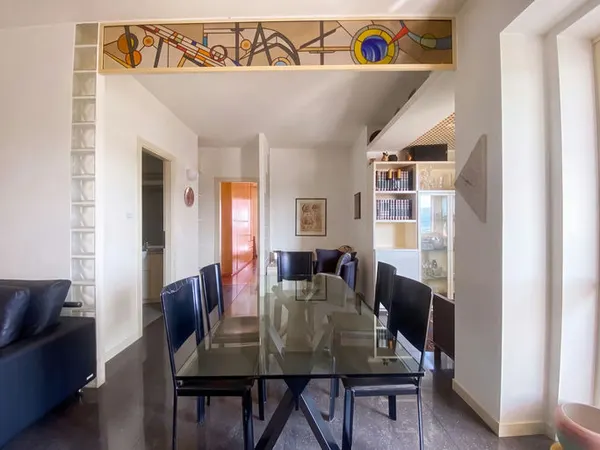 Bilocale con veranda e vista aperta